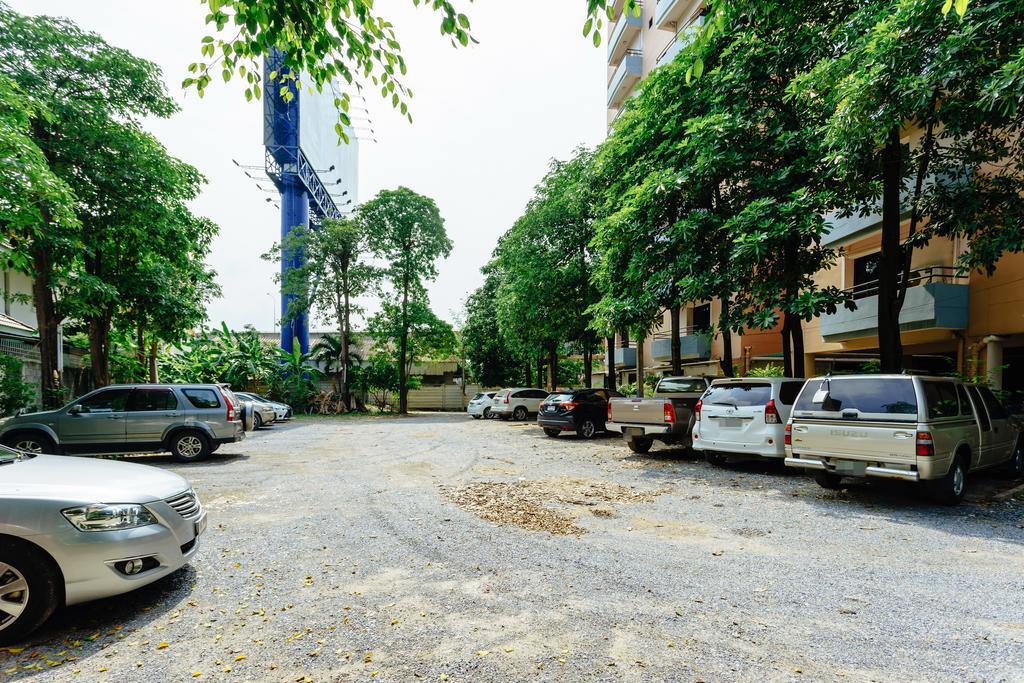 Grand Ngamwongwan 19 Hotel Nonthaburi